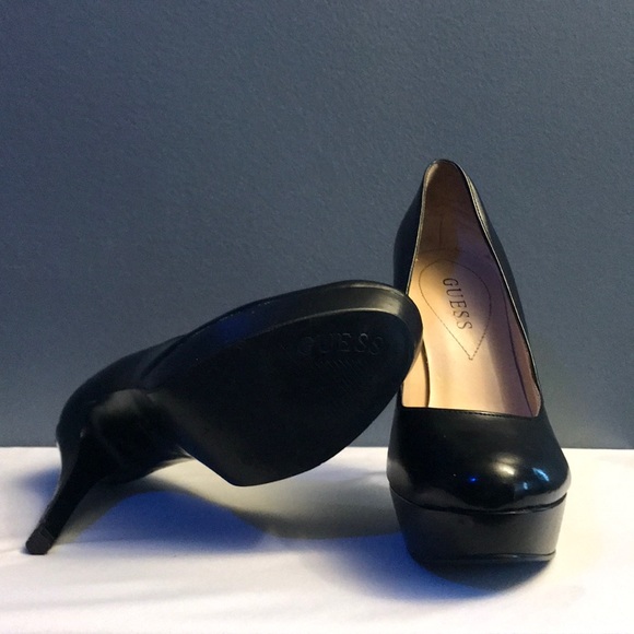 Guess Heel | Pump Sandal - Picture 3 of 4